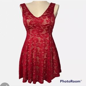 Joe and Elle Red lace Dress with cream underlay MEDIUM Deep V with zipper back